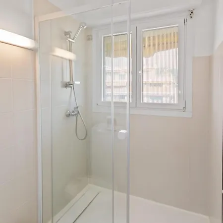Le Chambord - Hypercentre - Spacious - Terrace Apartment *