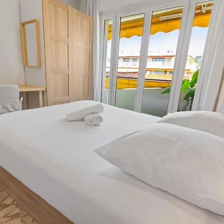 Le Chambord - Hypercentre - Spacious - Terrace * Le Cannet